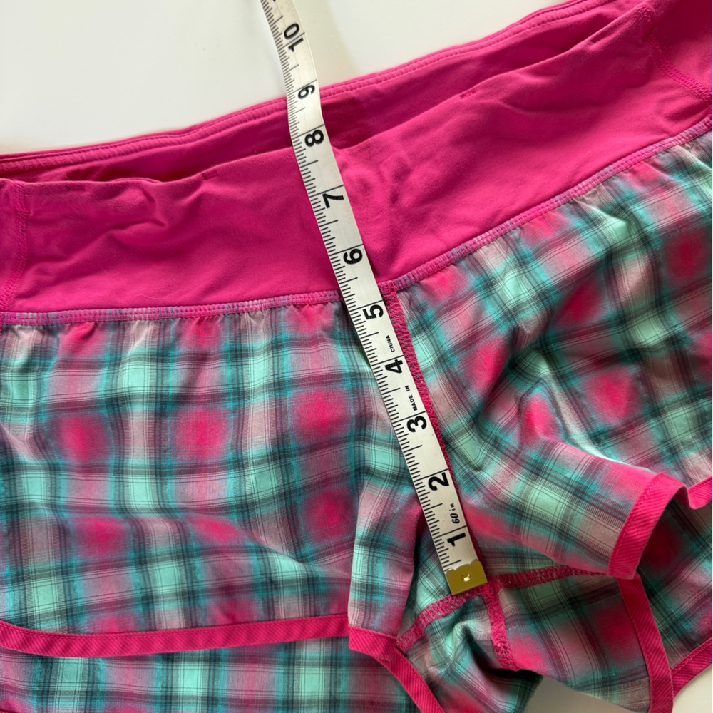 Lululemon Senorita Pink Plaid Speed Shorts Women’s size 6 Running Short - Picture 6 of 10
